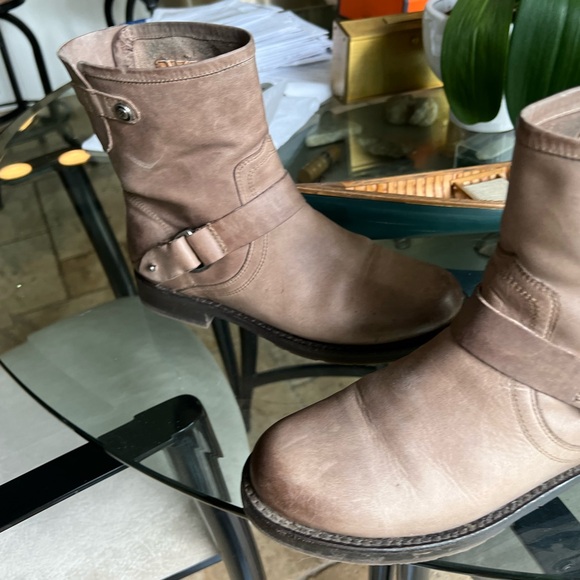 OLUKAI tan smoke brown genuine leather ankle moto boots beige taupe 8.5 - Picture 8 of 15